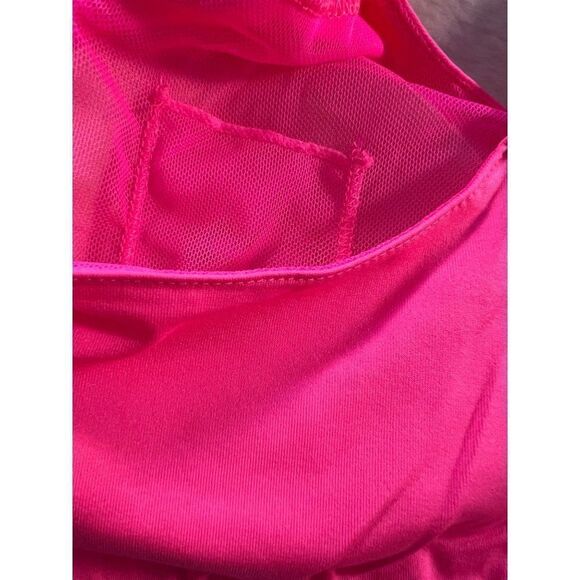 Pink Lipstick Intimates Hot Pink Sports Bra Medium NWT Secret Pocket - Picture 7 of 9